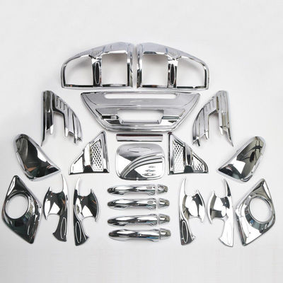 De Uitrustingsstrook van Chrome van de Eco Vriendschappelijke Plastic Auto en Zwarte Kleur voor Hilux Revo 2015+