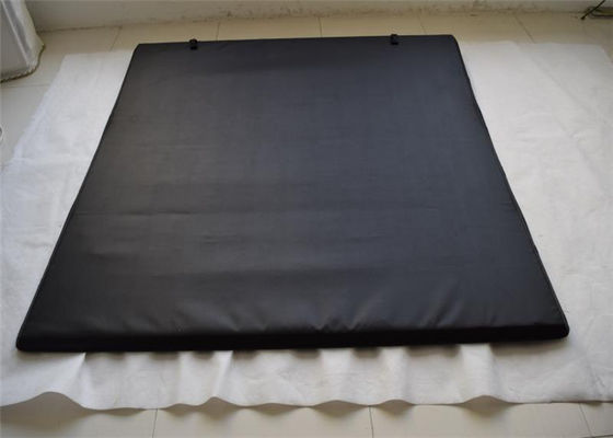 Zachte Trifold Tonneau het Beddekking van pvc 12 Maanden Garantie voor Toyota Hulix Revo