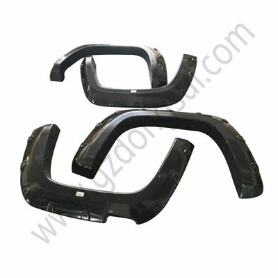 De Gloedspatbord van het bestelwagen4*4 Voor/Achterstootkussen voor Volkswagen Amarok 2011+