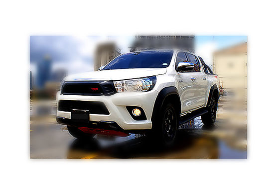 Gebouwd in het Runnen van de Auto Front Grill van Lichtenhilux Revo