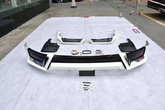OEM de Kruiser van Faceliftfront bumper mud guard land met Spatborden