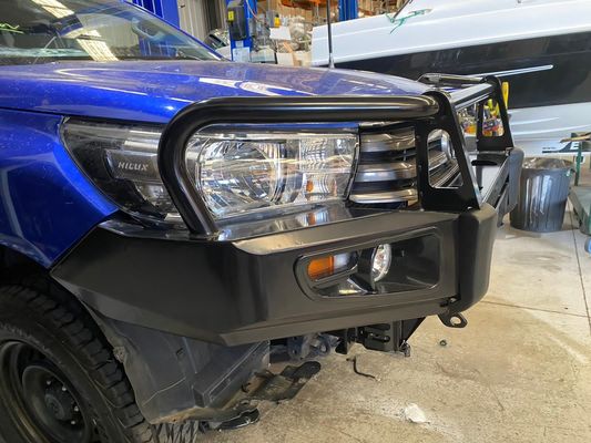 Van de de Vrachtwagenstier van Revo 2015 van Toyota Hilux 2015 Opgepoetste de Laag van het de Barpoeder