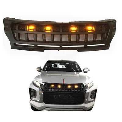 Het Voertuig Front Grill 4x4 van Mitsubishi Triton L200 verbetert met Licht
