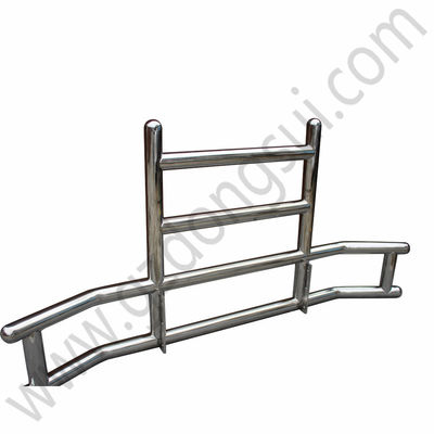 Dongsui Factory Tough Noord-Amerikaanse klassieke stijl Semi Truck Bumper Deer Guards For Freightliner Cascadia For Volvo International Prostar Kenworth Peterbilt Mack Pinnacle