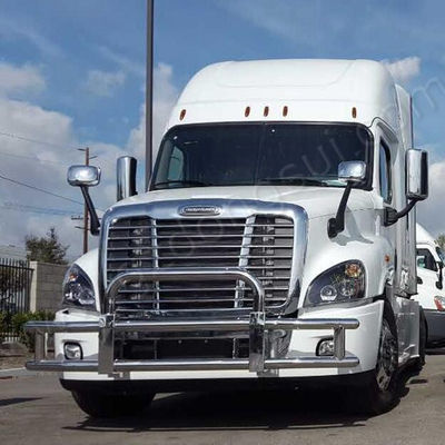 Dongsui Fabriek klassieke Robuuste Noord-Amerikaanse fabriek originele prijs Nieuwe stijl Semi Truck Bumper Hertenbeschermers Voor Freightliner Cascadia For Volvo International Prostar Kenworth Peterbilt Mack Pinnacle